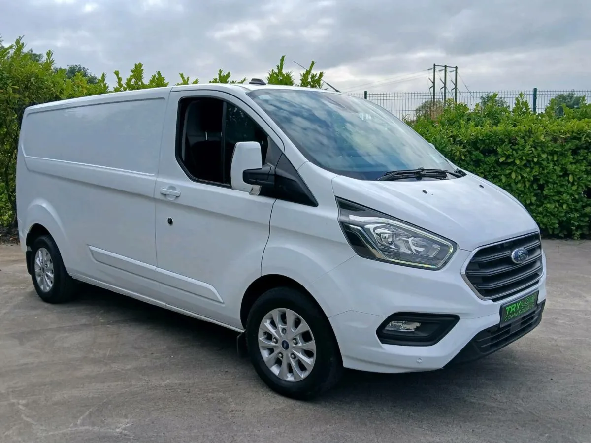 Ford Transit Custom Limited FFSH Automatic 1 Owner - Image 3