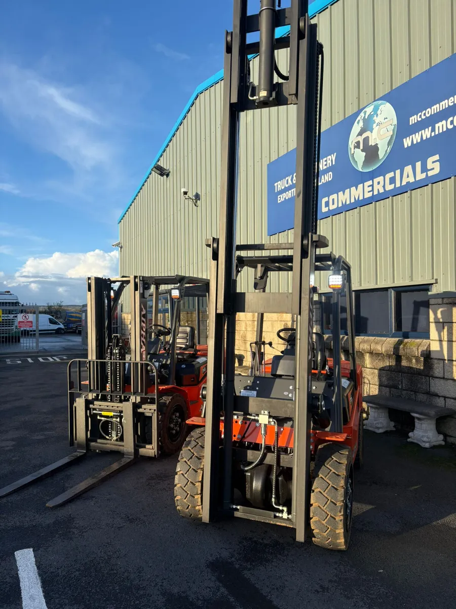 For Sale: 3 Ton Aipha Forklifts - Image 4