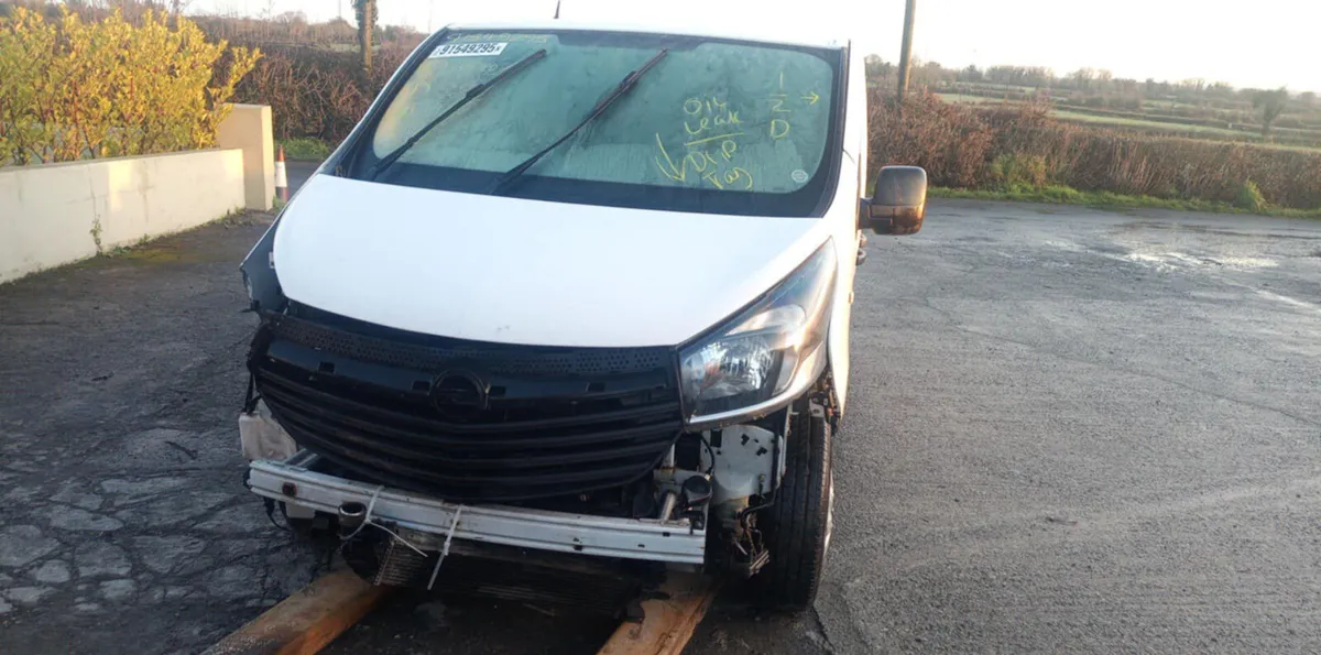 2016 VAUXHALL VIVARO 1.6 DIESEL FOR BREAKING! - Image 4