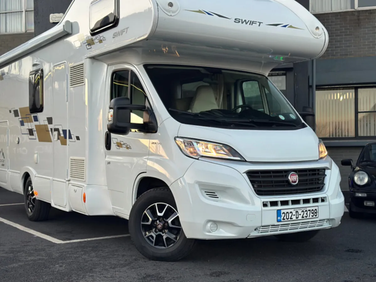 SWIFT EDGE 6 BERTH MOTORHOME - Image 2
