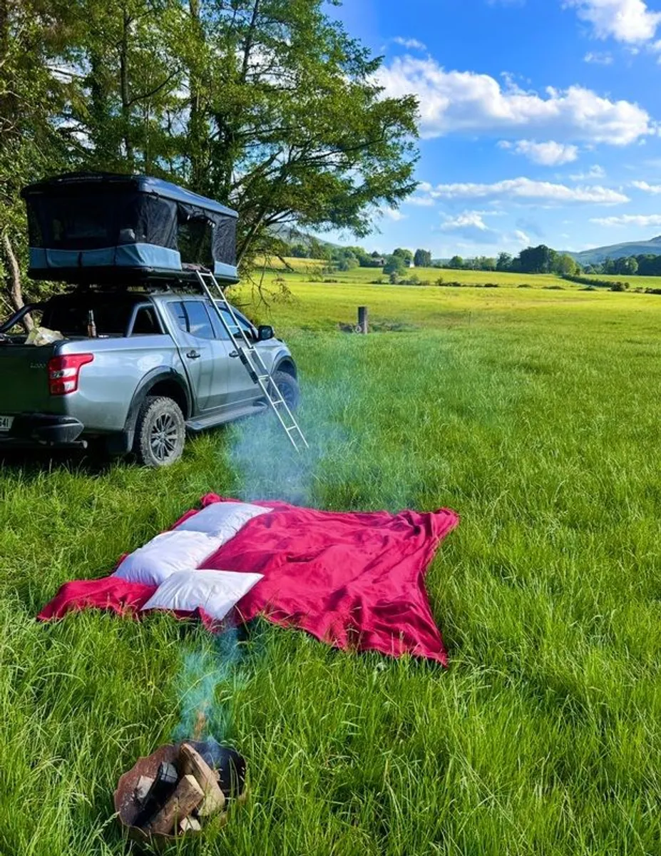 James baroud Hard shell roof tent with evolution tunnel and awning - Image 2