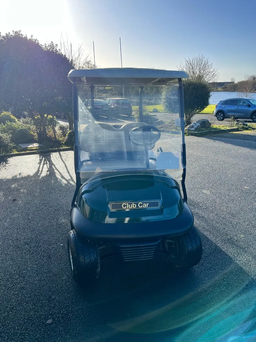 Club Car Petrol Buggy - Image 1
