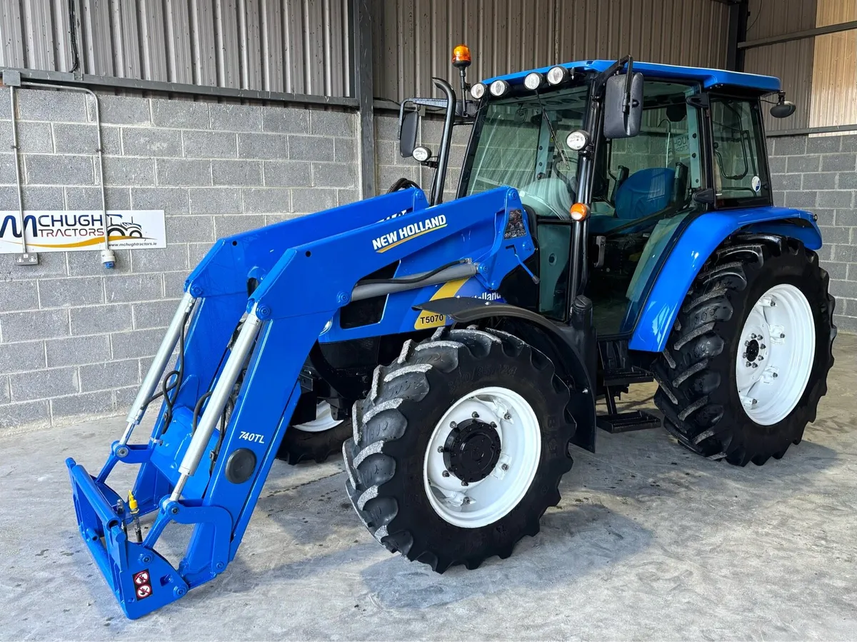 2011 NEW HOLLAND T5070 c/w LOADER - Image 2
