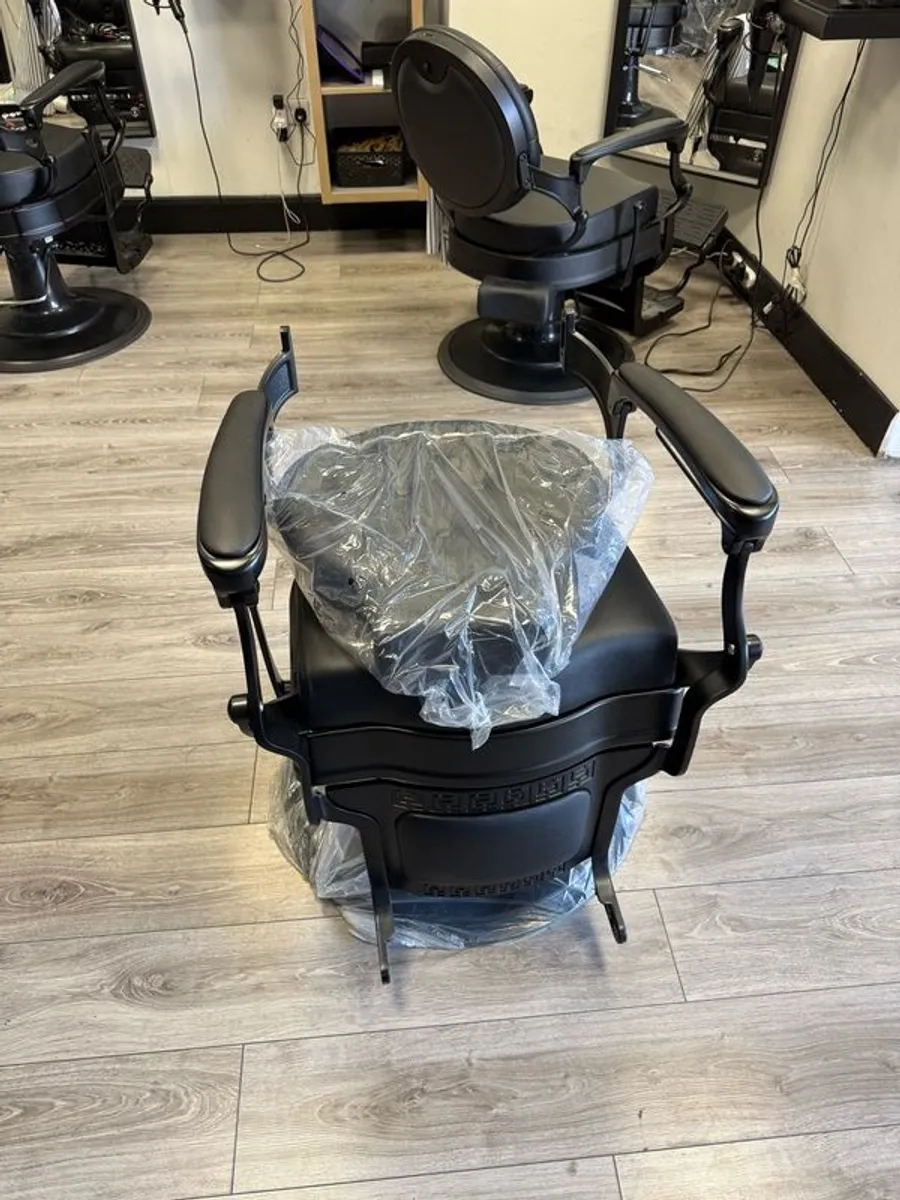 barber chair - Image 4
