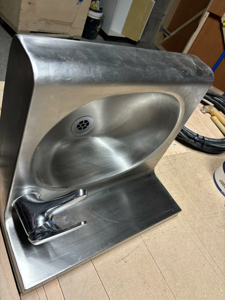 Stainless sink - Image 2