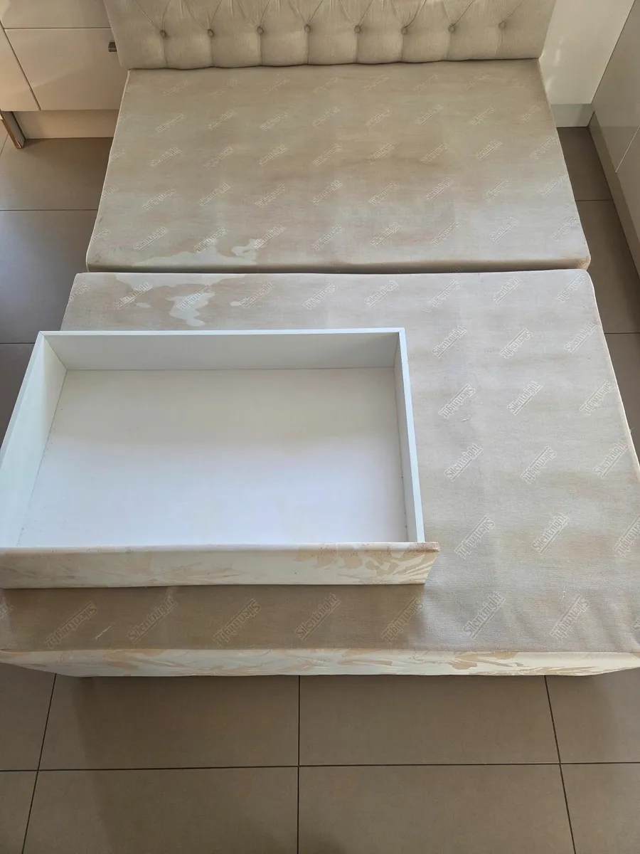 4ft6 Divan base and headboard - Image 3