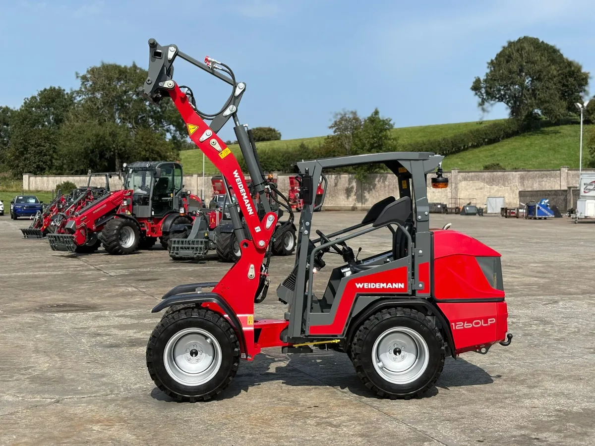 Weidemann 1260LP Compact Wheel Loader - Image 2