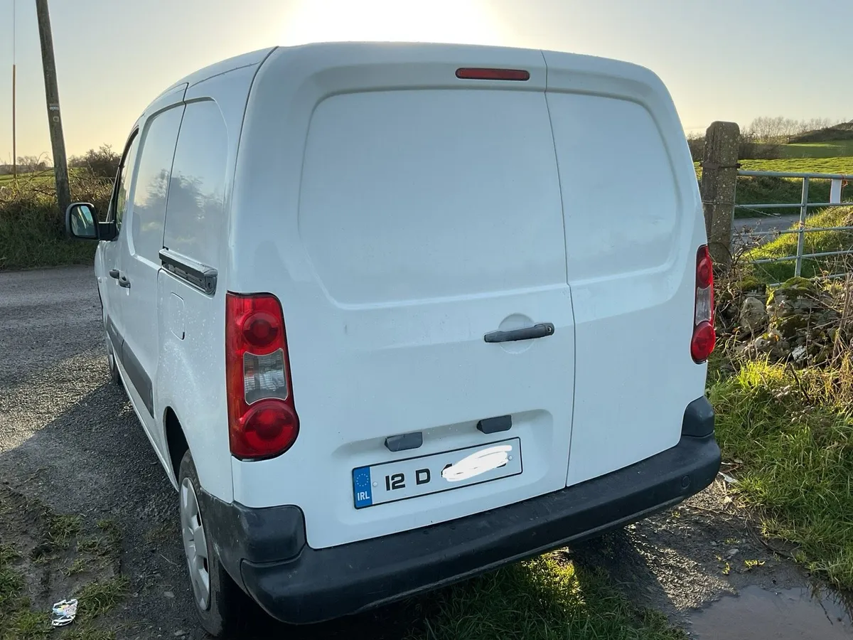 12 Peugeot partner van - Image 2