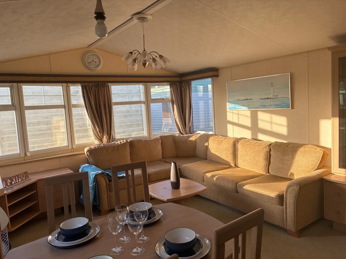 AFFORDABLE 2 BED WINTER PACK - Image 3