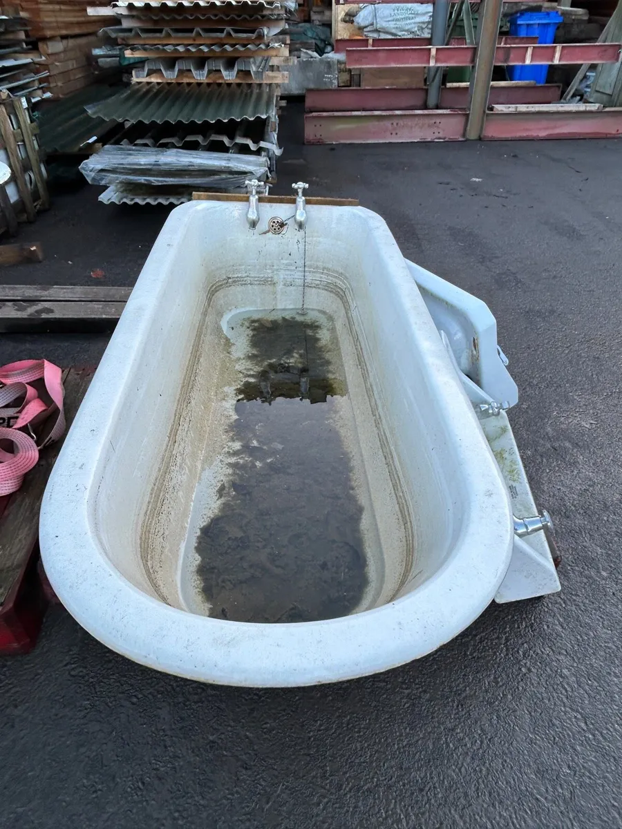 Cast Iron Baths - Image 4