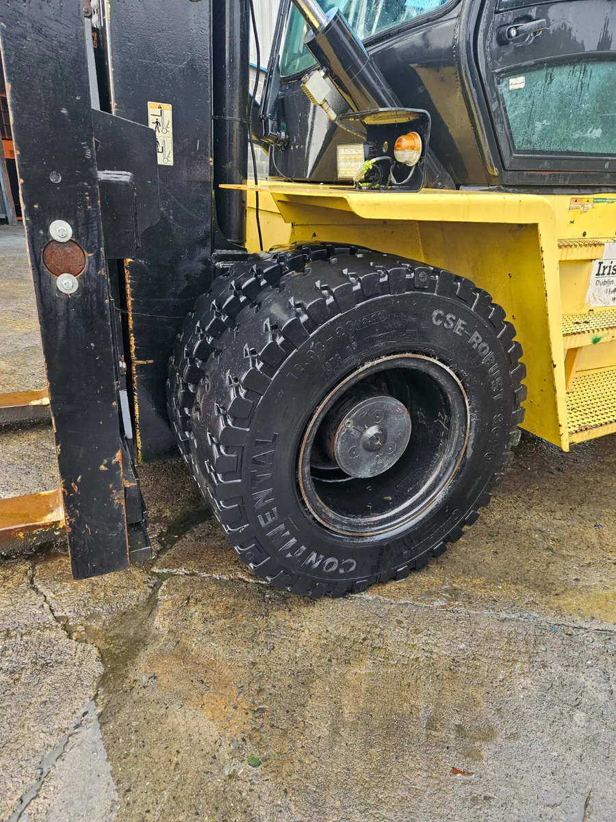 Hyster 14 Ton  Forklift - Image 3