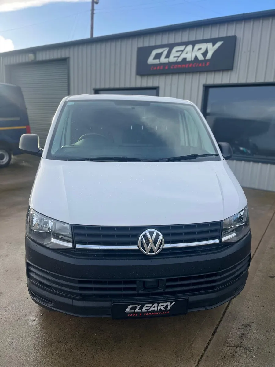 VW Transporter 2019, 2.0 TDI SWB, Full History - Image 2