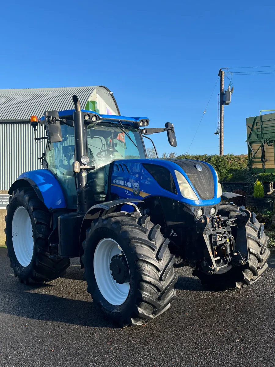 New Holland T7.245 - Image 1
