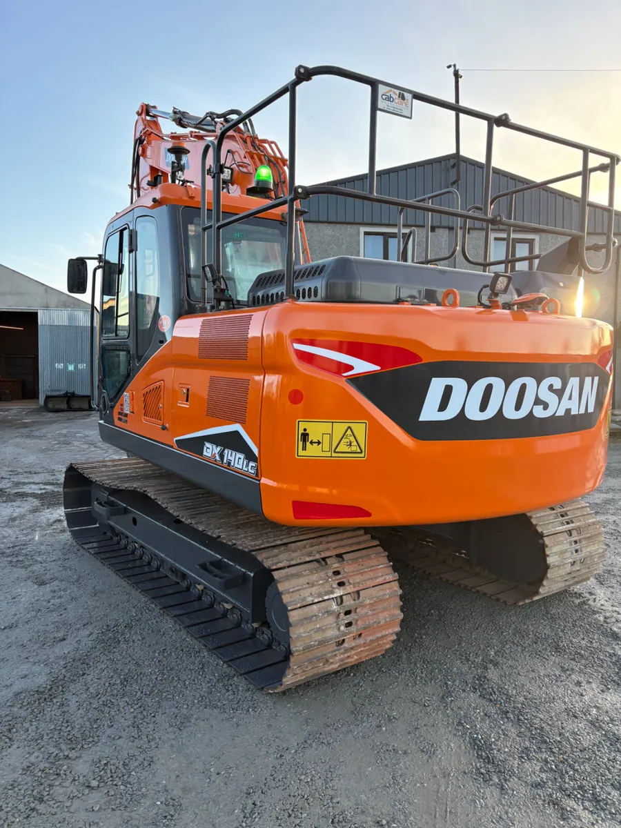 2022 Doosan DX140 LC-7 low hours Finance Arranged - Image 3