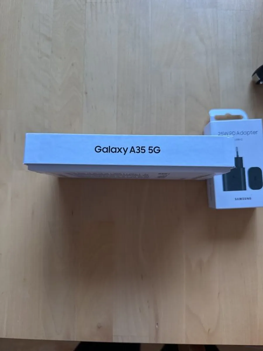 Samsung A35 5G 128 gb - Image 2