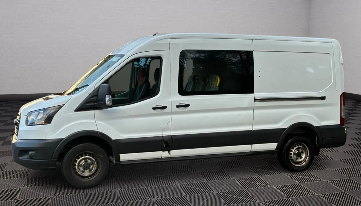 182 Ford Transit Crew Cab New engine fitted ! - Image 4