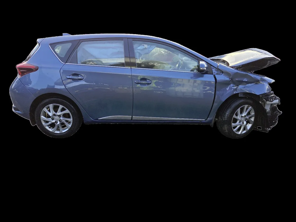 2017 TOYOTA AURIS Breaking/Dismantling - Image 2