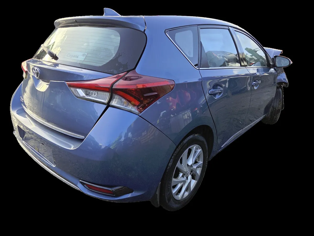 2017 TOYOTA AURIS Breaking/Dismantling - Image 3