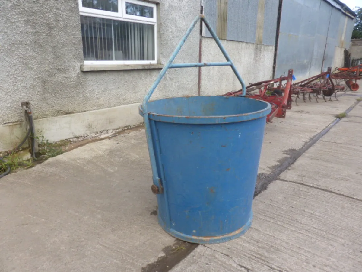 Conquip Boat Tip Skip & Tub Pot - Image 2