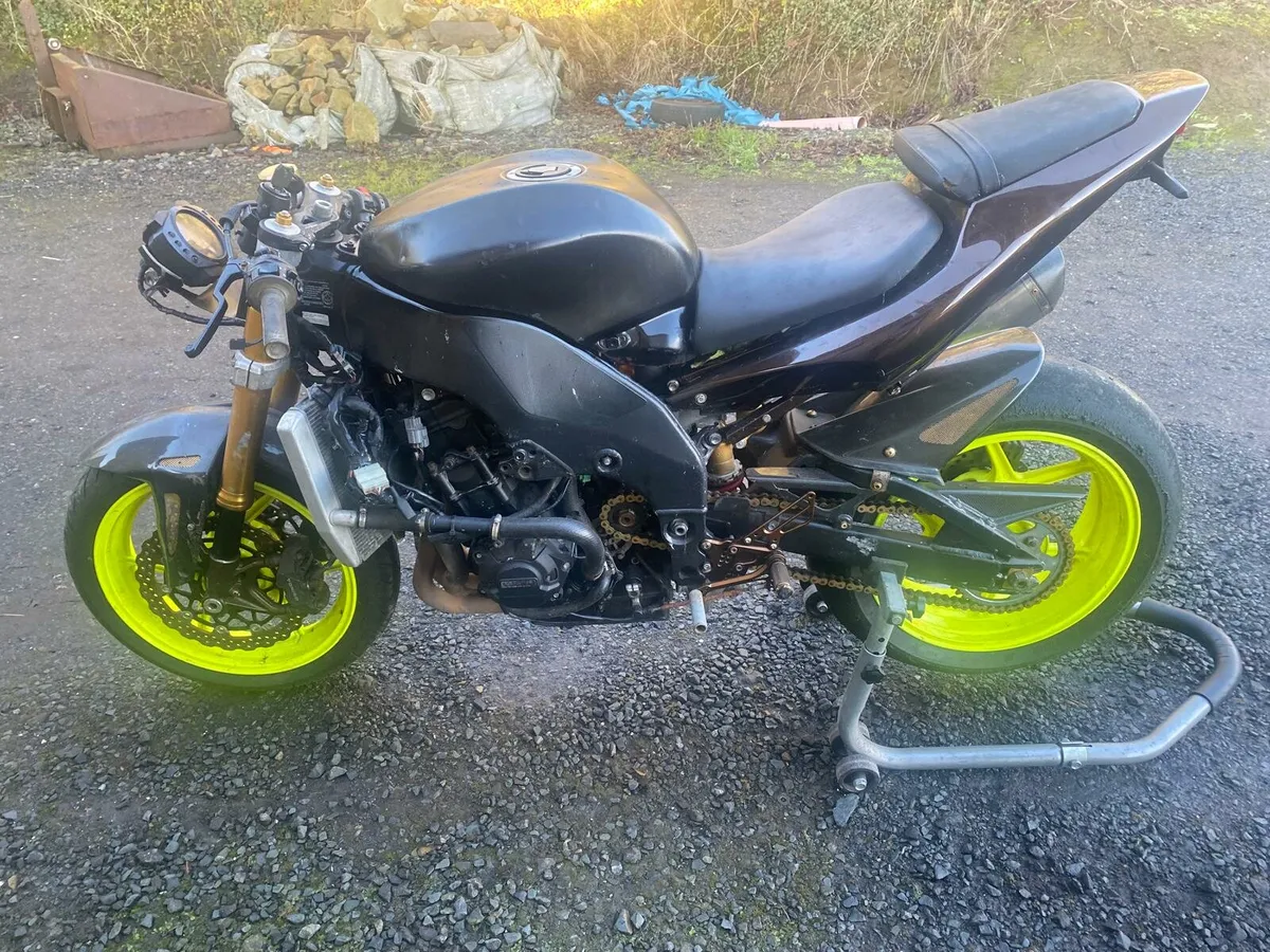 08 Kawasaki ZX10R - Image 2