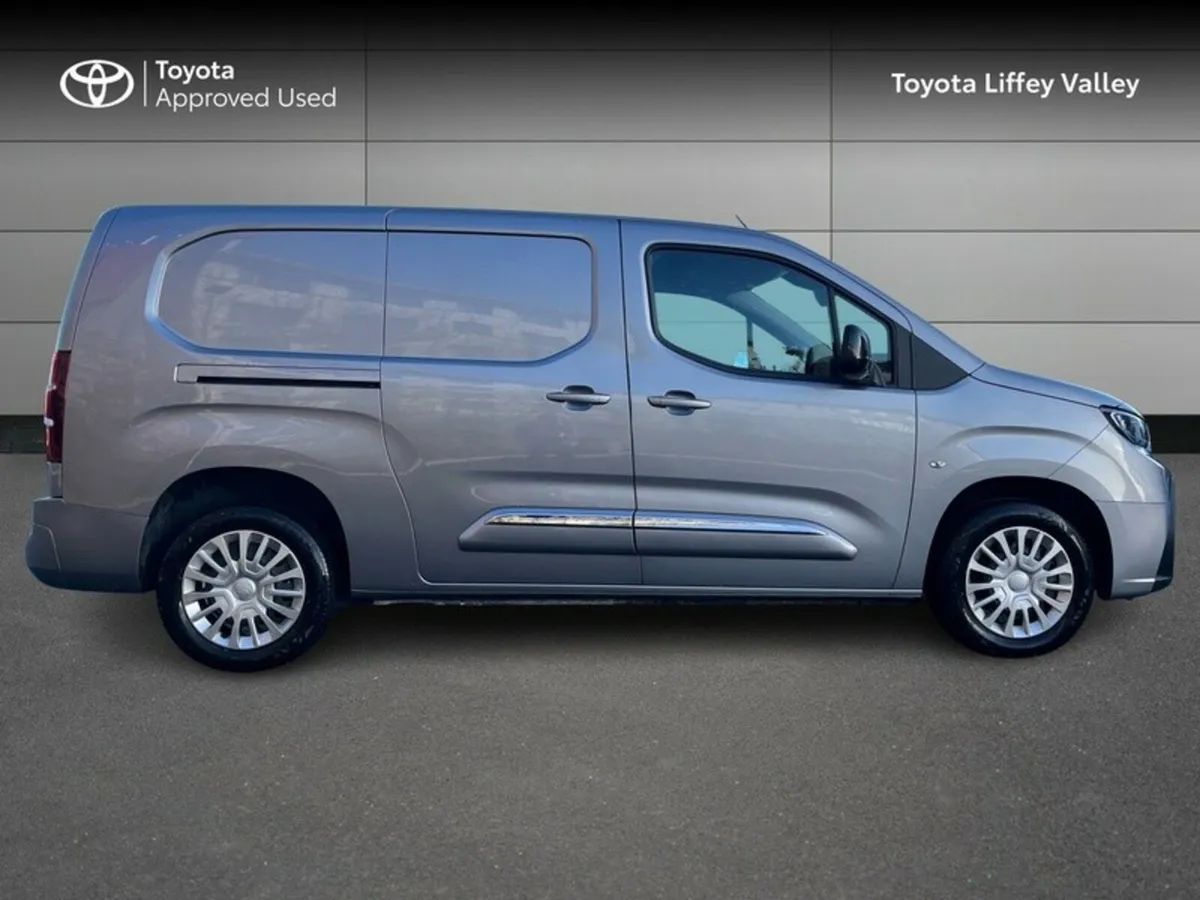 Toyota Proace City PRO CITY GX 130HP LWB A/T - Image 3