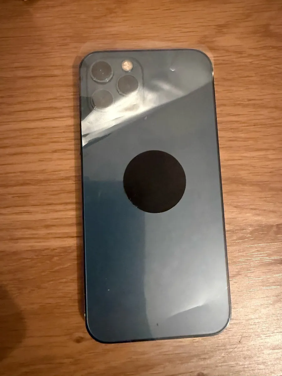 iPhone 12 Pro - Image 2