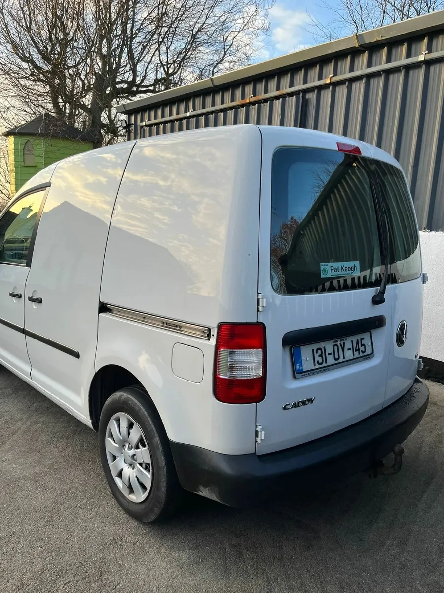 Volkswagen Caddy 2013 - Image 3