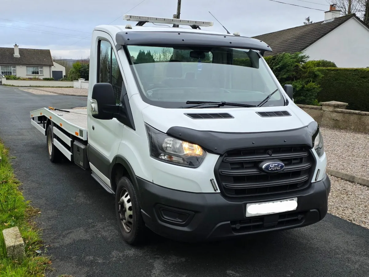 Ford Transit 2021 recovery lorry - Image 1