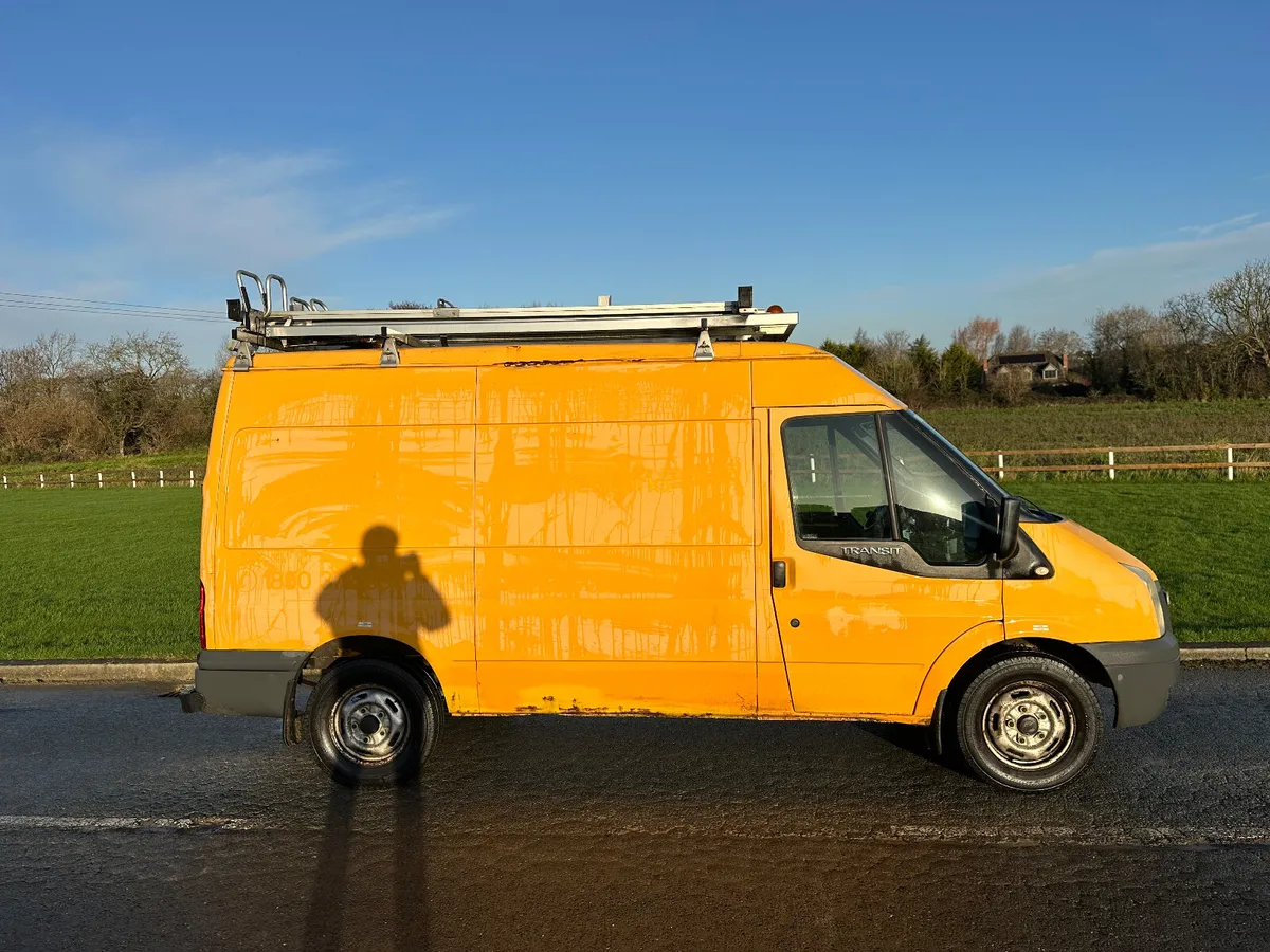 Ford Transit 2010 4 Wheel Drive - Image 3
