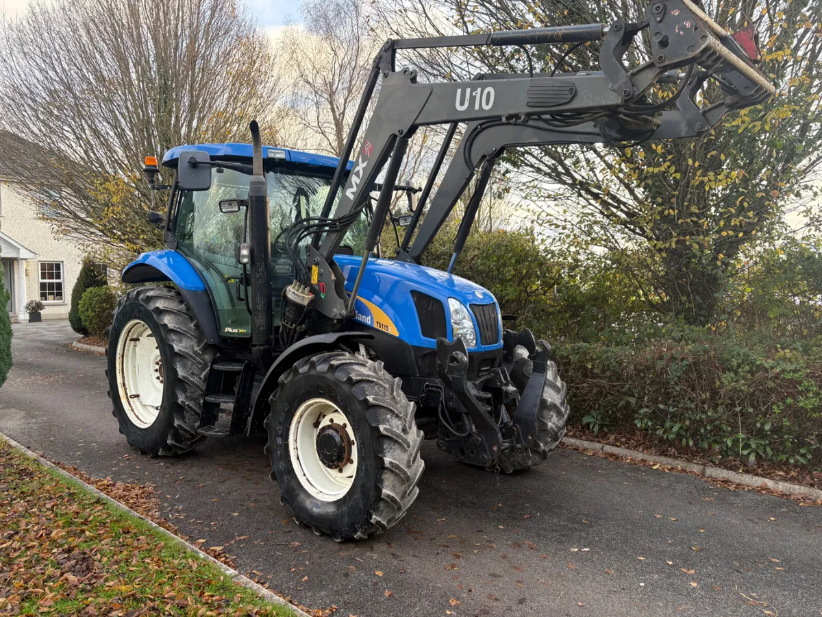 NEWHOLLAND TS115A with MX Loader - Image 1