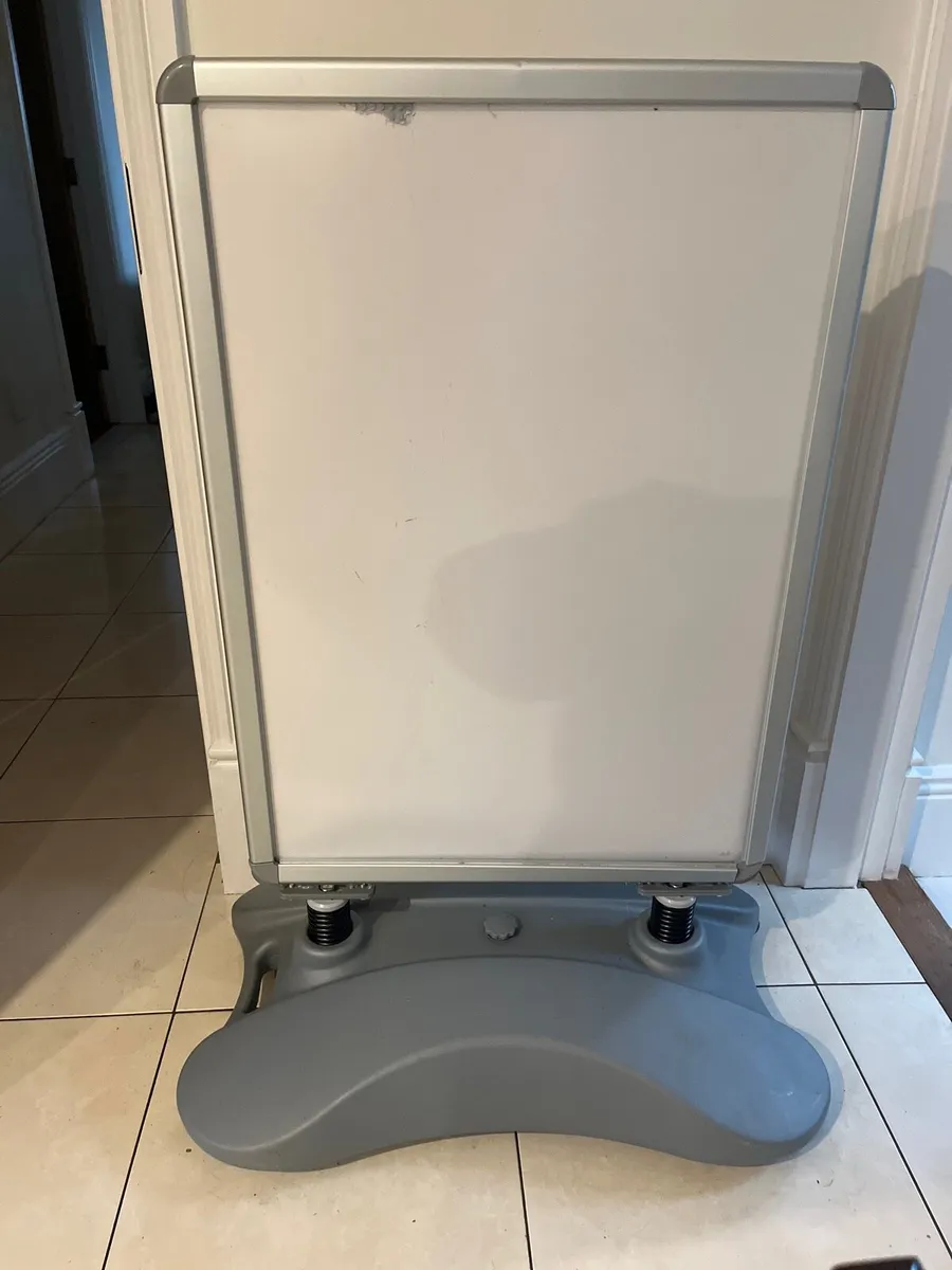 Street sign Windtalker