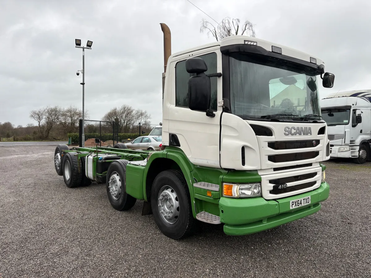 2014 Scania P410 8x2 Chassis cab - Image 3