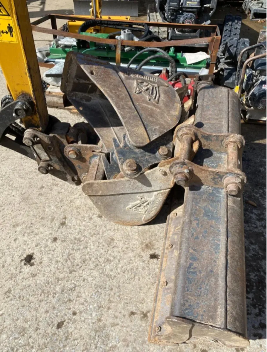 Sany SY26U Mini Excavator For Sale - Image 3