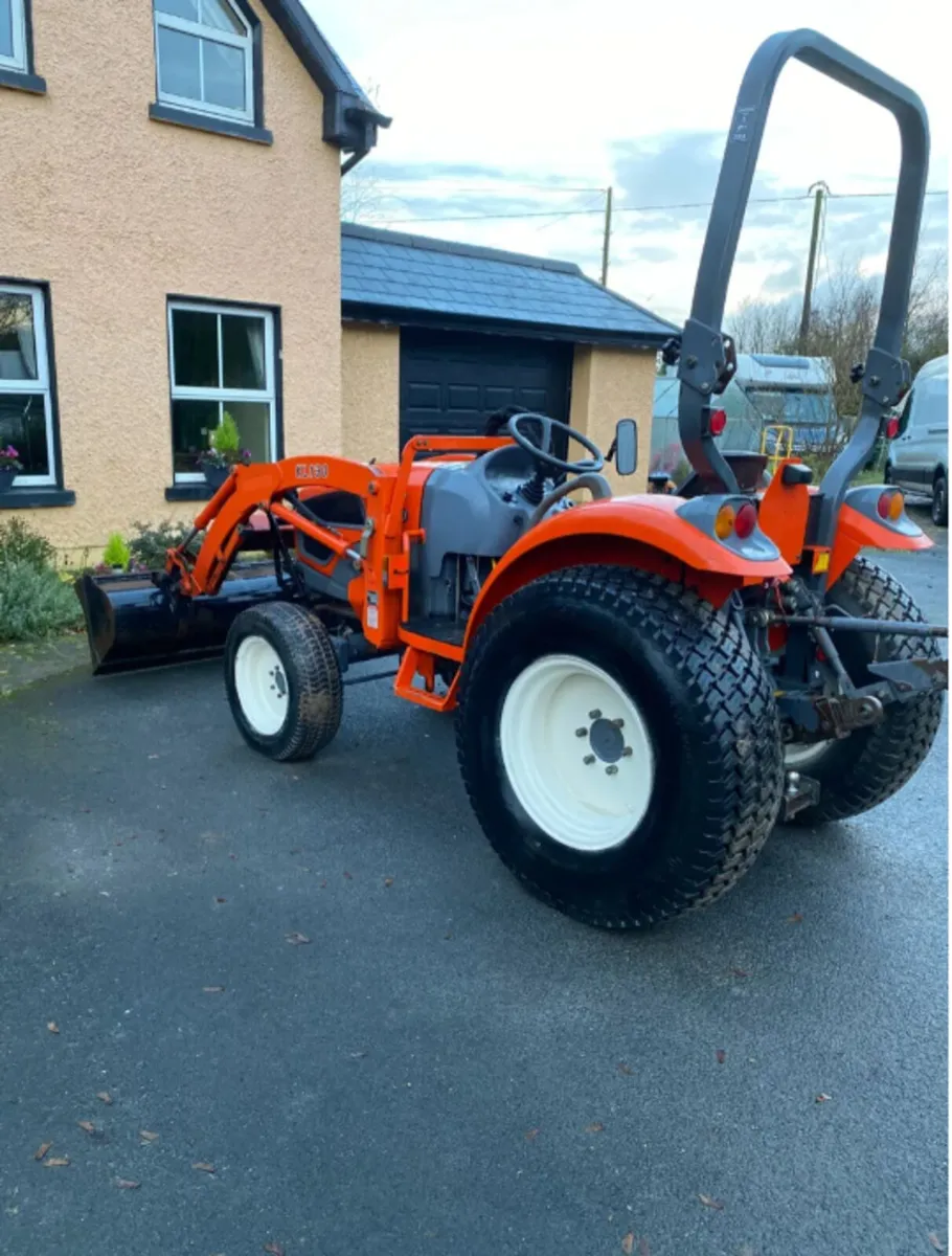 Kioti compact tractor for sale - Image 1