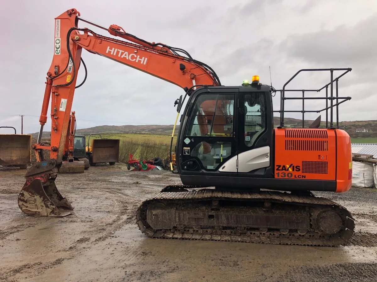 Hitachi zx130-5 - Image 2
