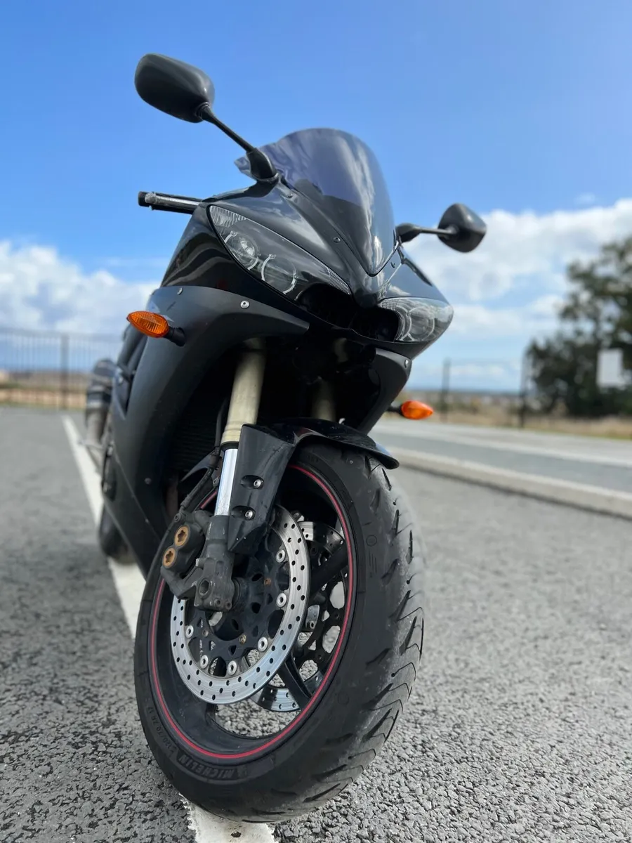 YAMAHA R6 - Image 1