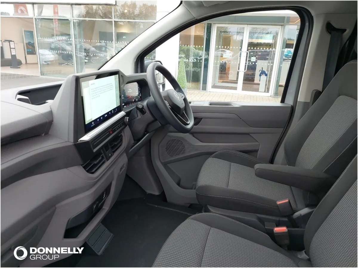 Volkswagen Transporter T32 Lwb Diesel Commerce - Image 2