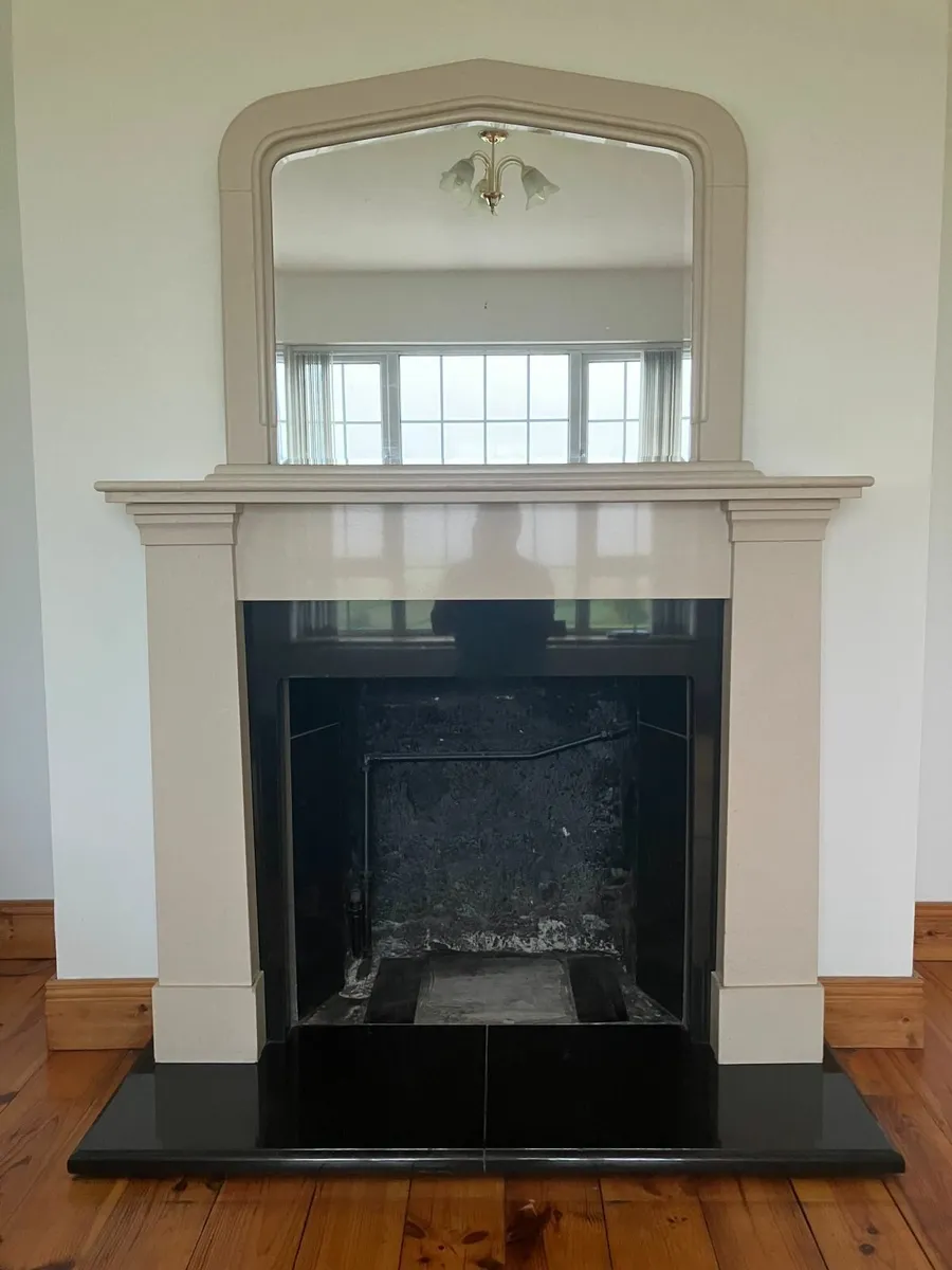 Internal doors fireplace stove and fridge freezer - Image 1