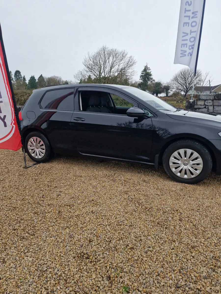 152 Vw Golf Bluemotion Van - Image 4