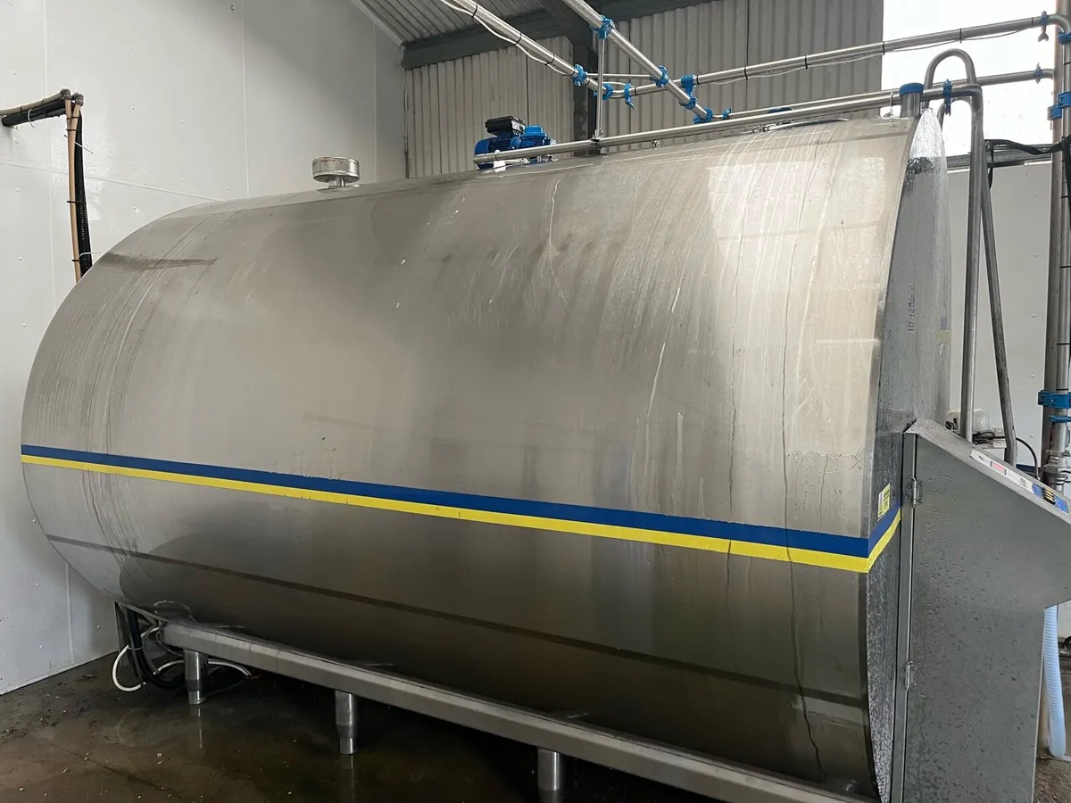 Dairymaster bulk tank - Image 2