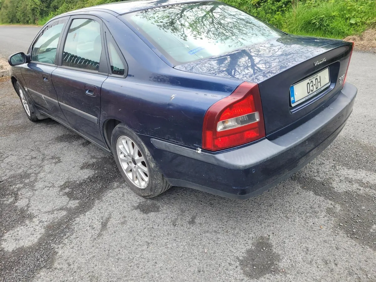 Volvo S80 2003 - Image 2