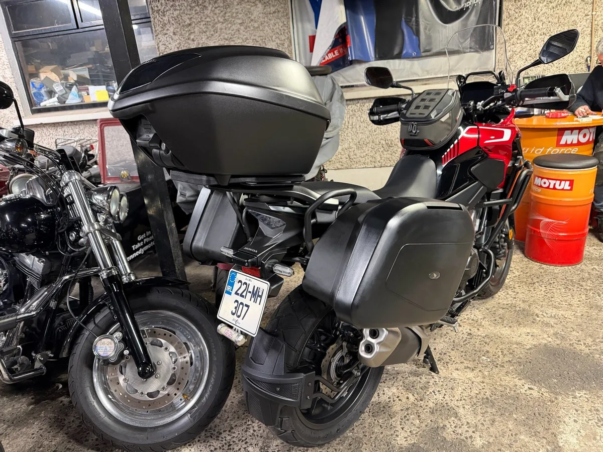 2022 Honda CB500X Absolutely Kitted, Low miles - Image 4