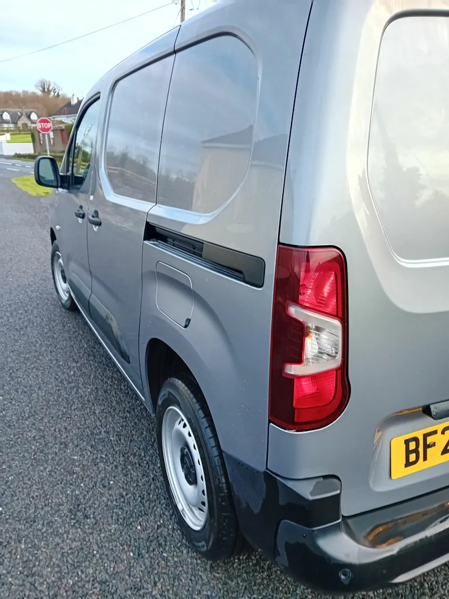 Vauxhall Combo 2020 - Image 2