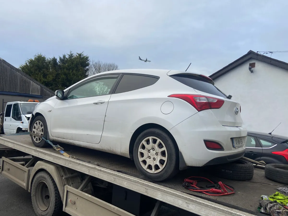 2014 Hyundai i30 van - Image 4