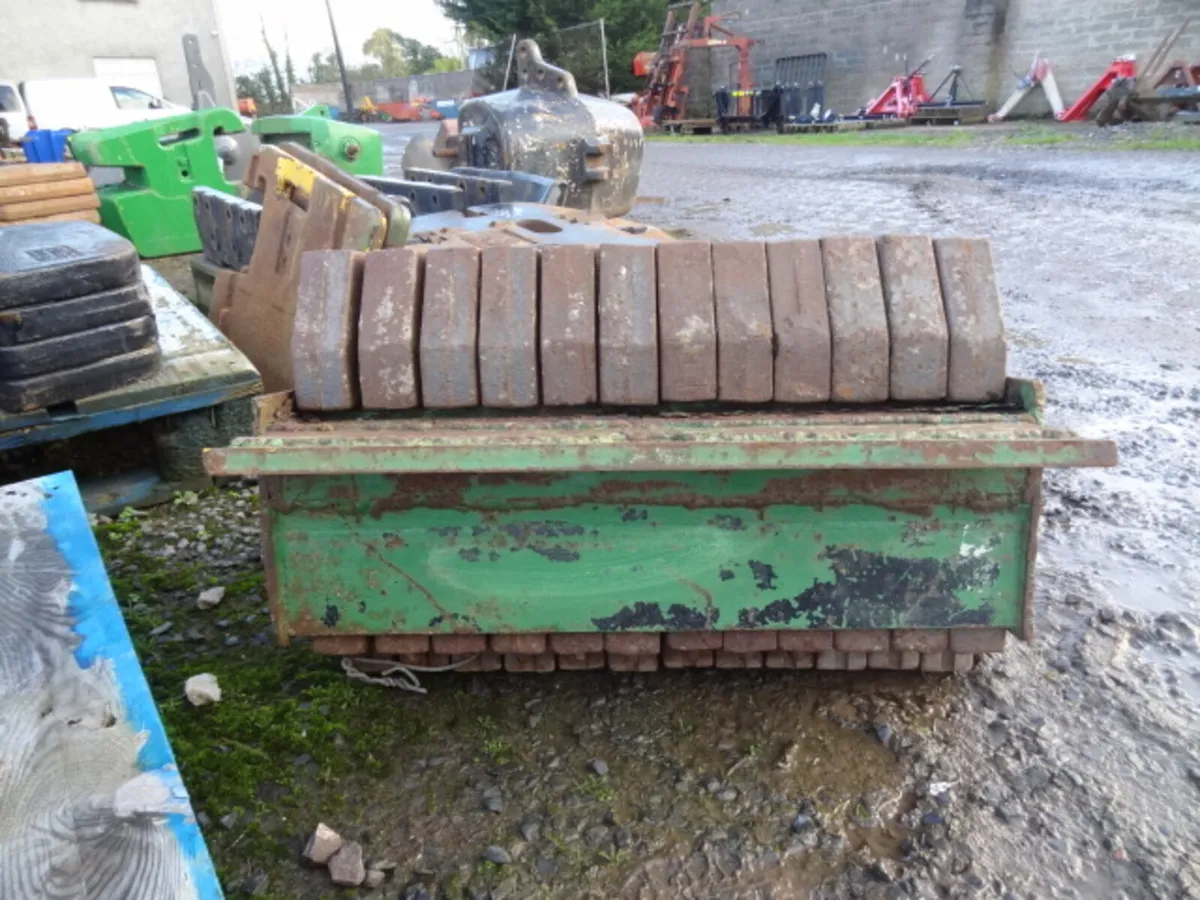 MF Massey Ferguson 45KG Tractor Weight slices - Image 4