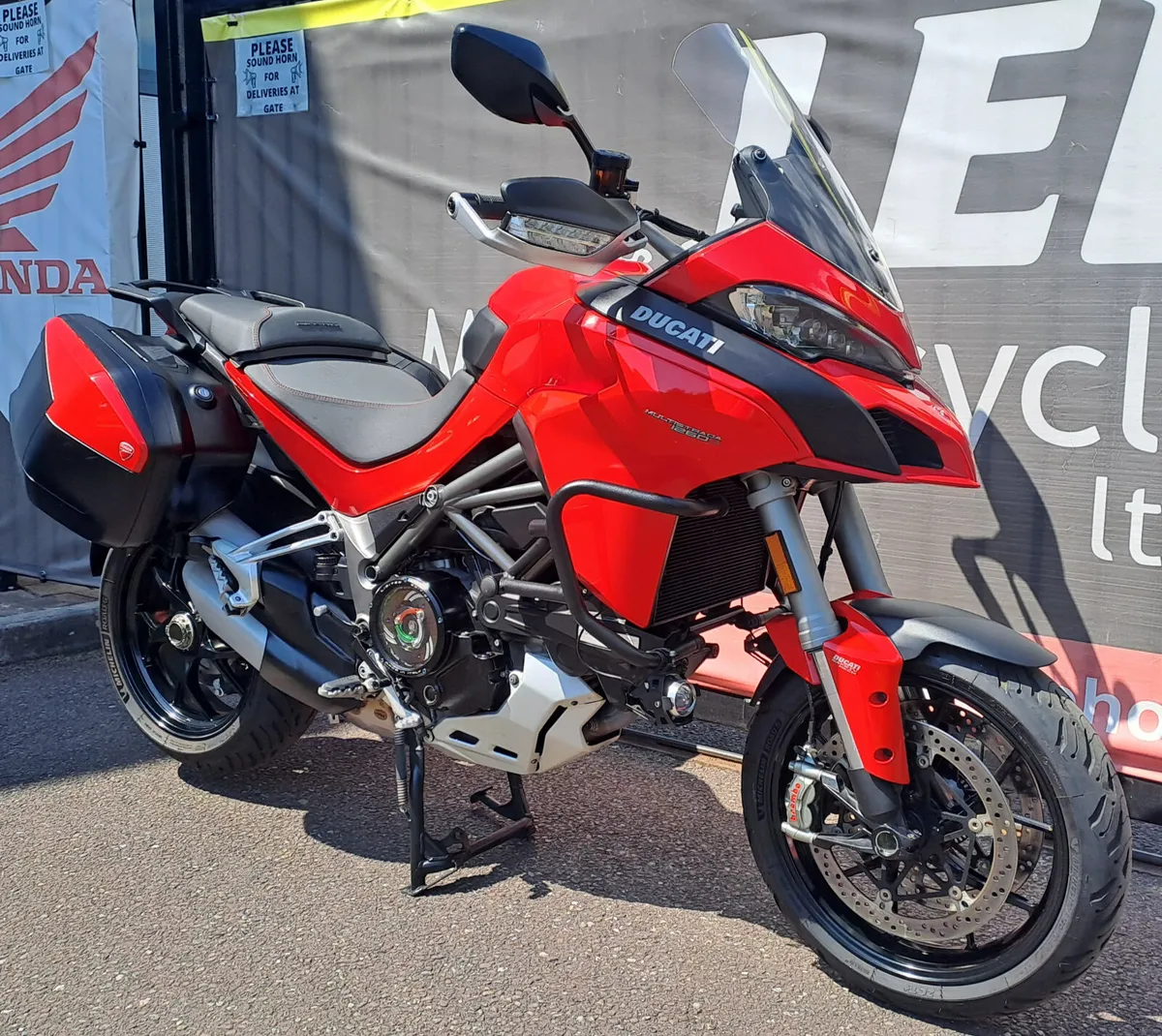 2017 DUCATI MULTISTRADA 1260S - Image 2