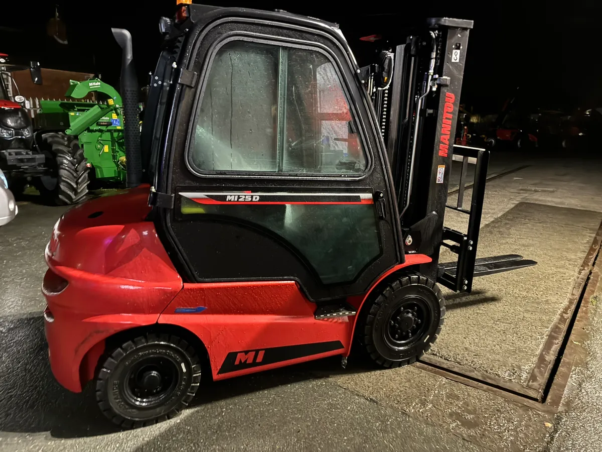 New manitou MI25D forklifts *in stock* - Image 1