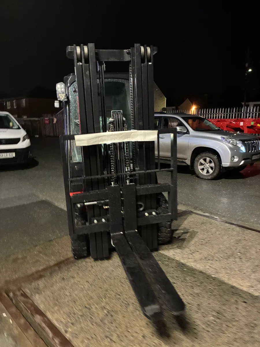 New manitou MI25D forklifts *in stock* - Image 3