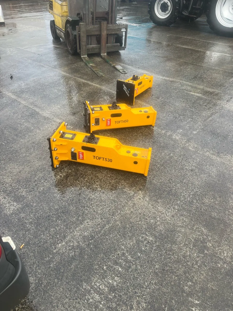 Toft breakers / post driver - Image 1