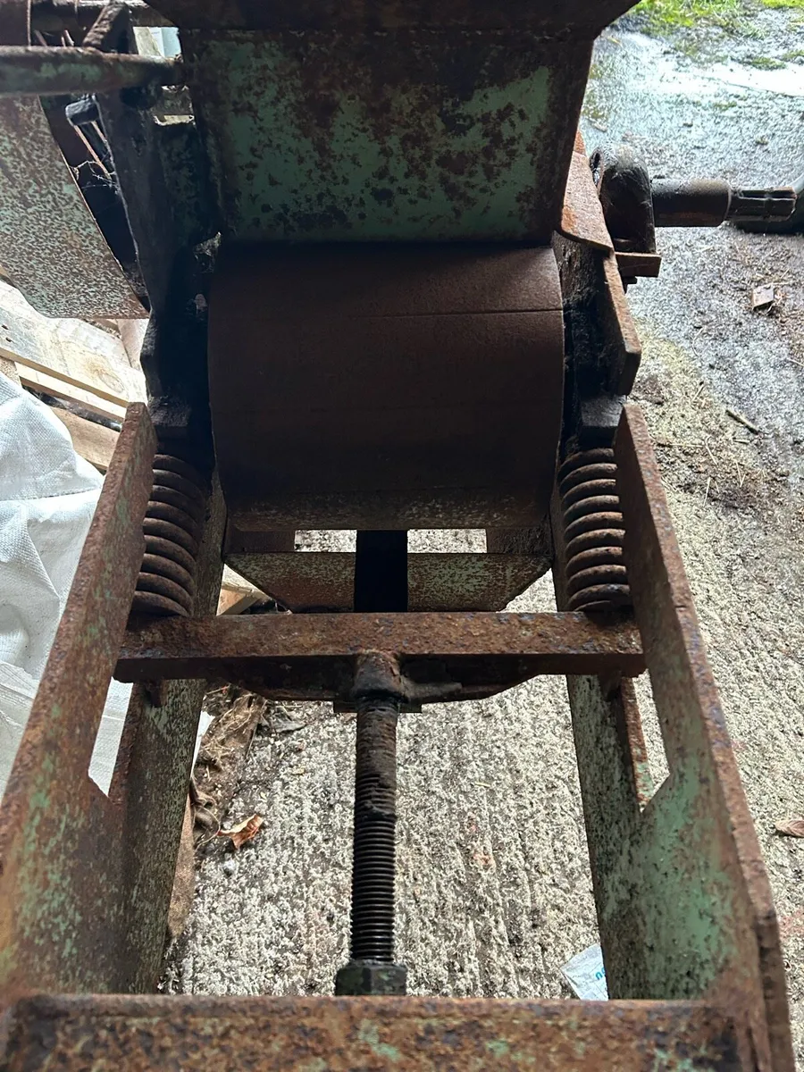 Corn roller - Image 2